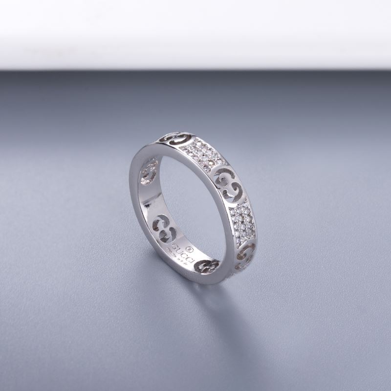 G*u*i rings
